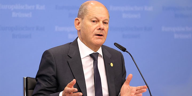 Adam kayırmada Alman disiplini: Başbakan Scholz’a 'adam kayırma' soruşturması!