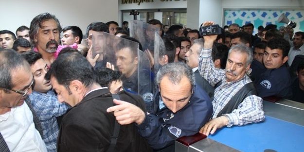 Avukatlar yine olay çıkardı!