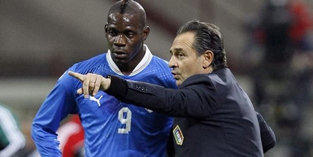 Adana Demirspor bombayı patlattı! Mario Balotelli geliyor