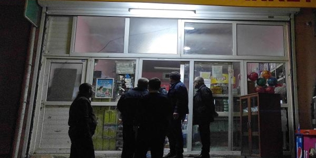 Adana'da markete baskın! 1'i ağır 3 yaralı