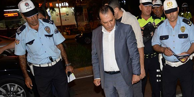 Adana polisi, 'abart egzoz'a savaş ilan etti! 327 aracı men ettiler