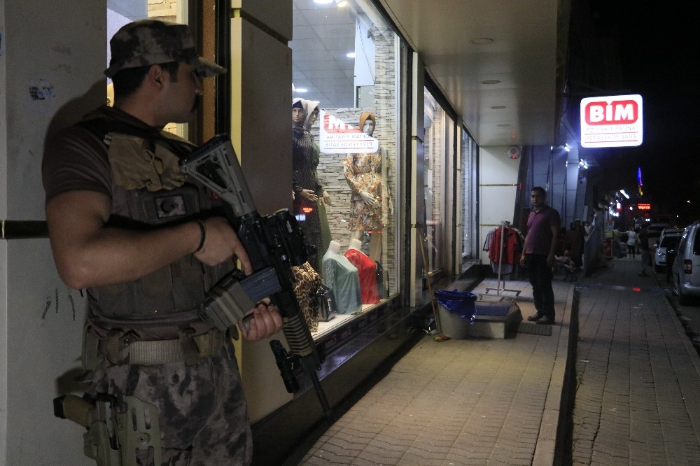 Adana polisinden 4 gün üst üste narkotik uygulaması 