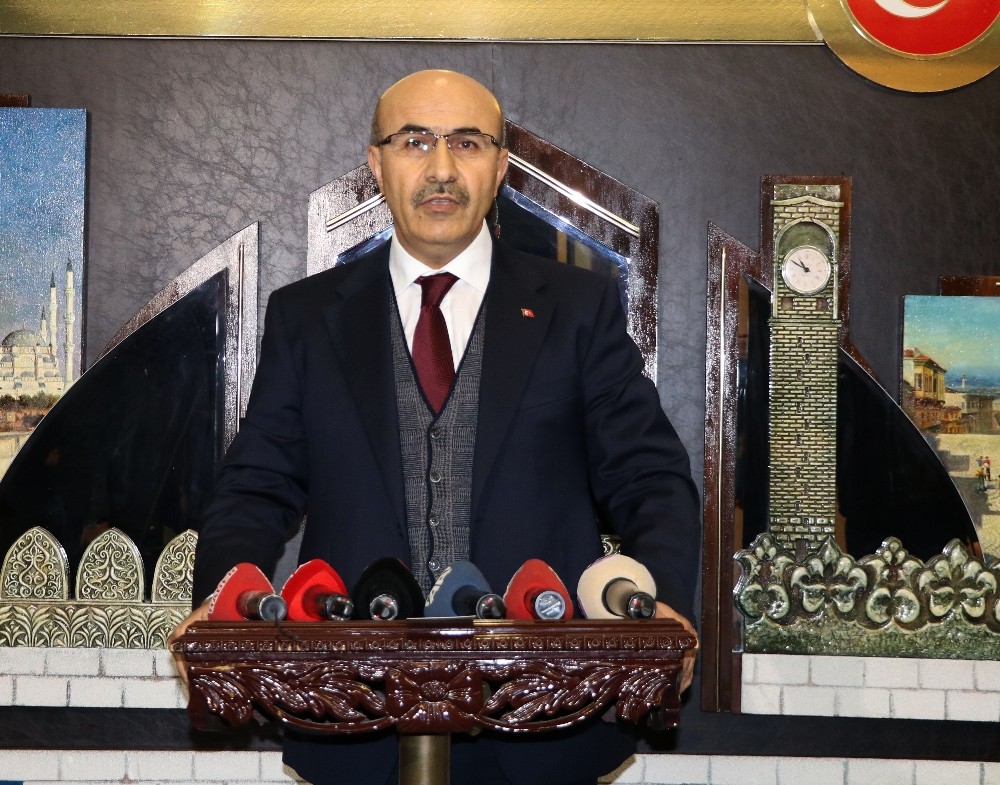 Adana Valisi Demirtaş: 