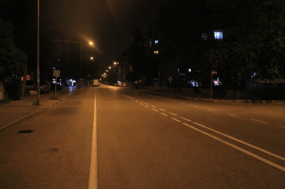Adana’da 3 gün sokağa çıkma kısıtlaması başladı 