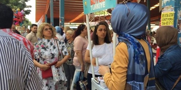 AK Partili hanımlara çirkin saldırı!