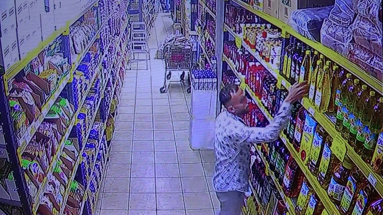 Adana'da bir garip hırsızlık! Ayçiçek yağlarını bakın nasıl çaldı