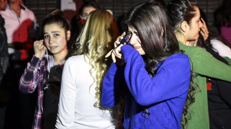 Adana'da büyük panik! Ağlayarak dışarı kaçtılar