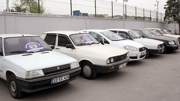 Adana'da çalınan otomobil 16 yıl sonra bulundu