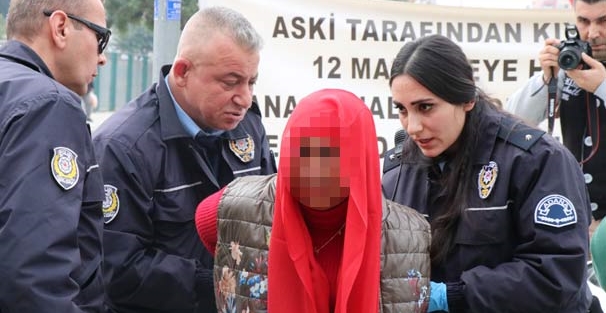 Adana'da canlı bomba paniği!