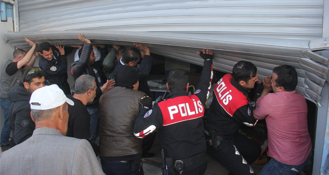 Adana'da çatıdan düşen polisi kurtarma seferberliği