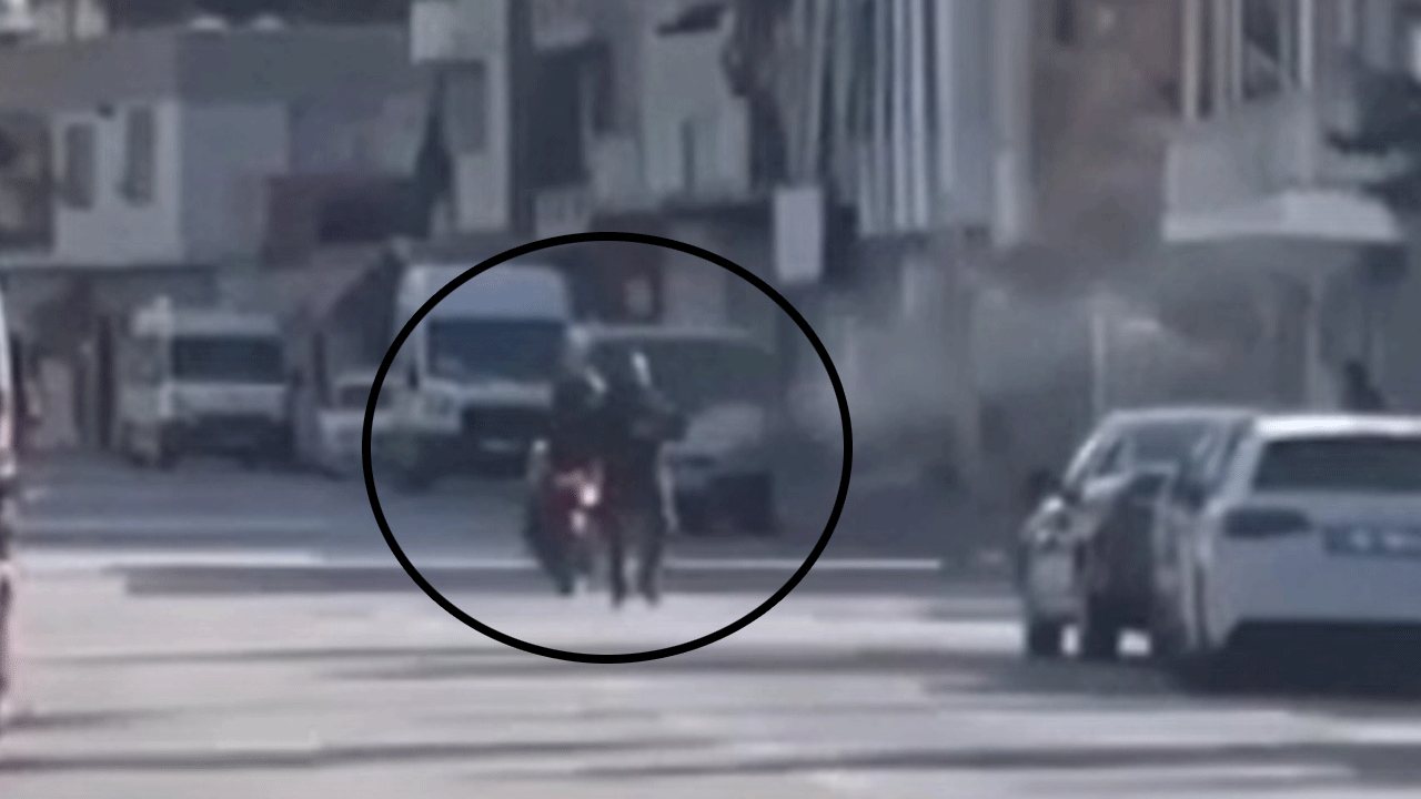 Adana'da çatışma anı kameralara yansıdı! Uzun namlulu silahlarla taradılar!