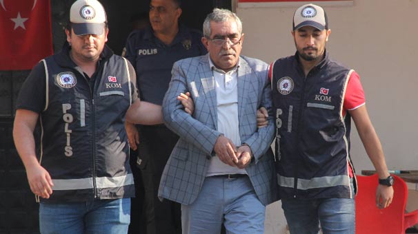 Adana’da çete lideri depoda enselendi