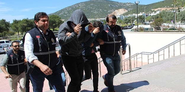 Adana’da çifte kadın cinayeti yaşandı