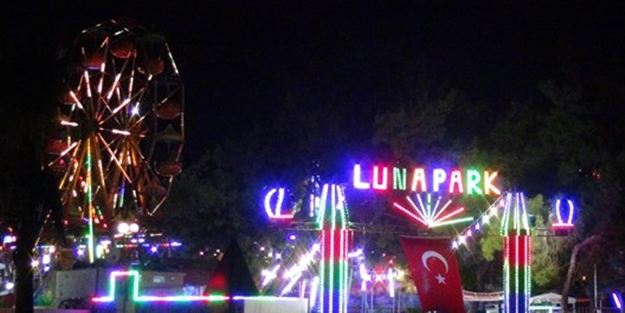 Adana'da dehşet lunapark kazası: 11 yaralı