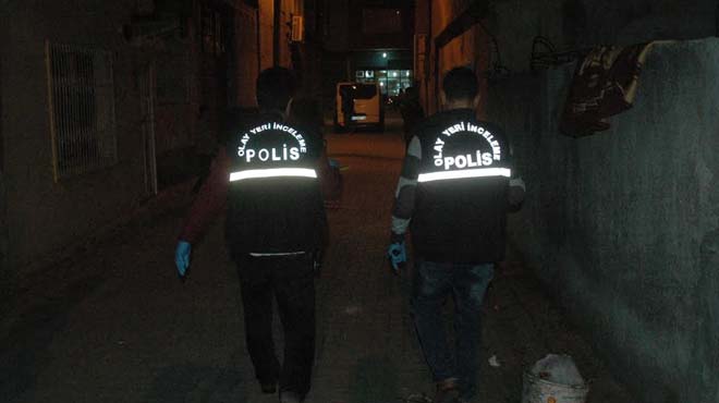 Adanada ev sahibi kan döktü