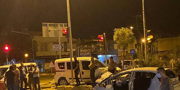 Adana'da feci kaza: 2'si polis 5 kişi yaralandı