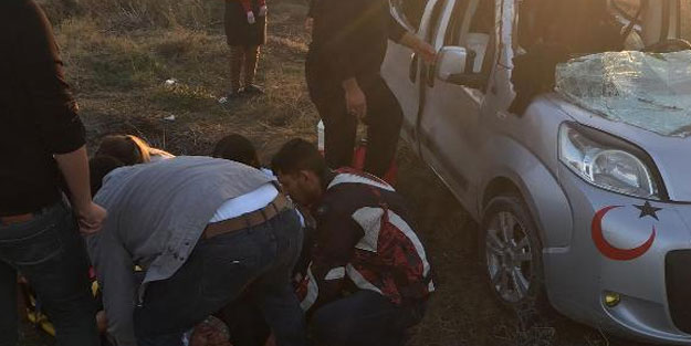 Adana'da feci kaza! Aynı aileden 8 yaralı