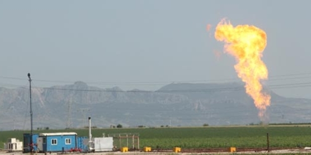 Adana'da gaz fışkırıyor!
