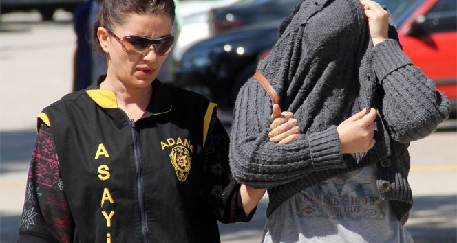 Adana'da iki sevgilisiyle bir olup ablasını gasp etti