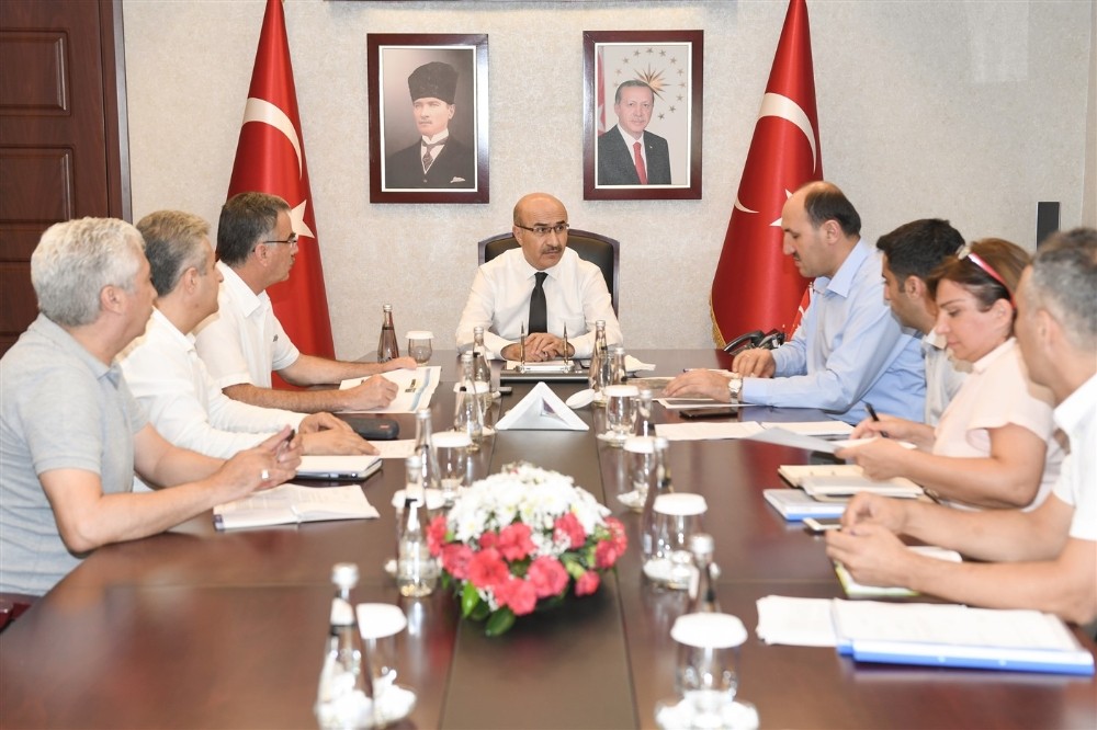 Adana’da kaçak yapılaşmaya yönelik toplantı 