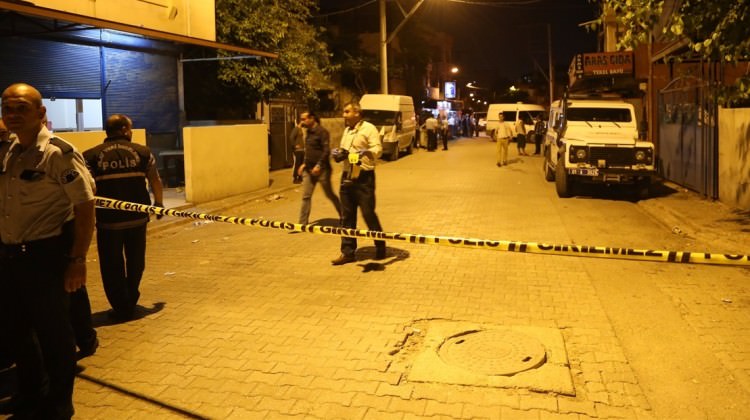 Adana'da kanlı gece: 2'si ağır 5 yaralı!