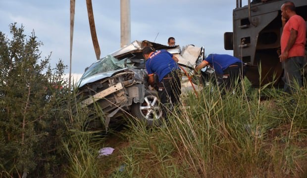Adana'da korkunç kaza: 1 ölü 1 yaralı