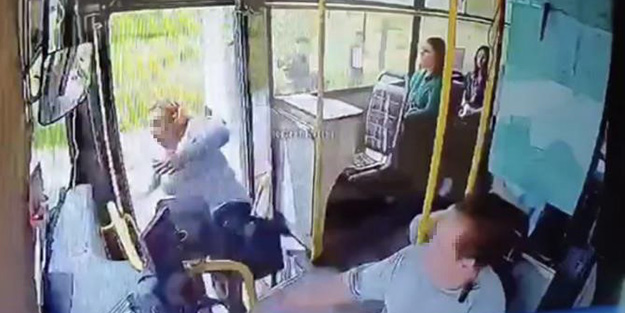 Adana'da korkunç kaza! Kapısı açık otobüsten düşen kadın ağır yaralandı