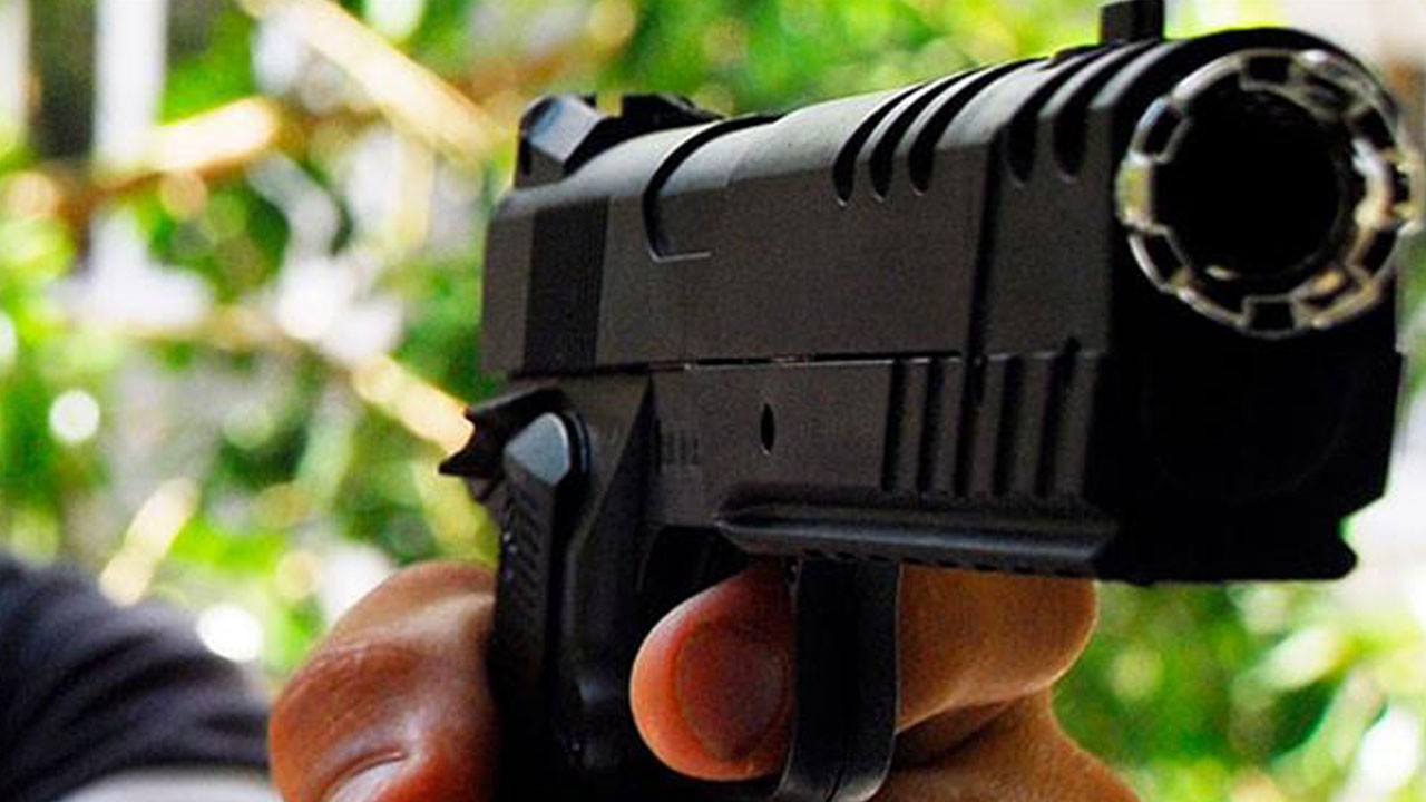 Adana'da muhtar dehşet saçtı! Eski damadını vurdu