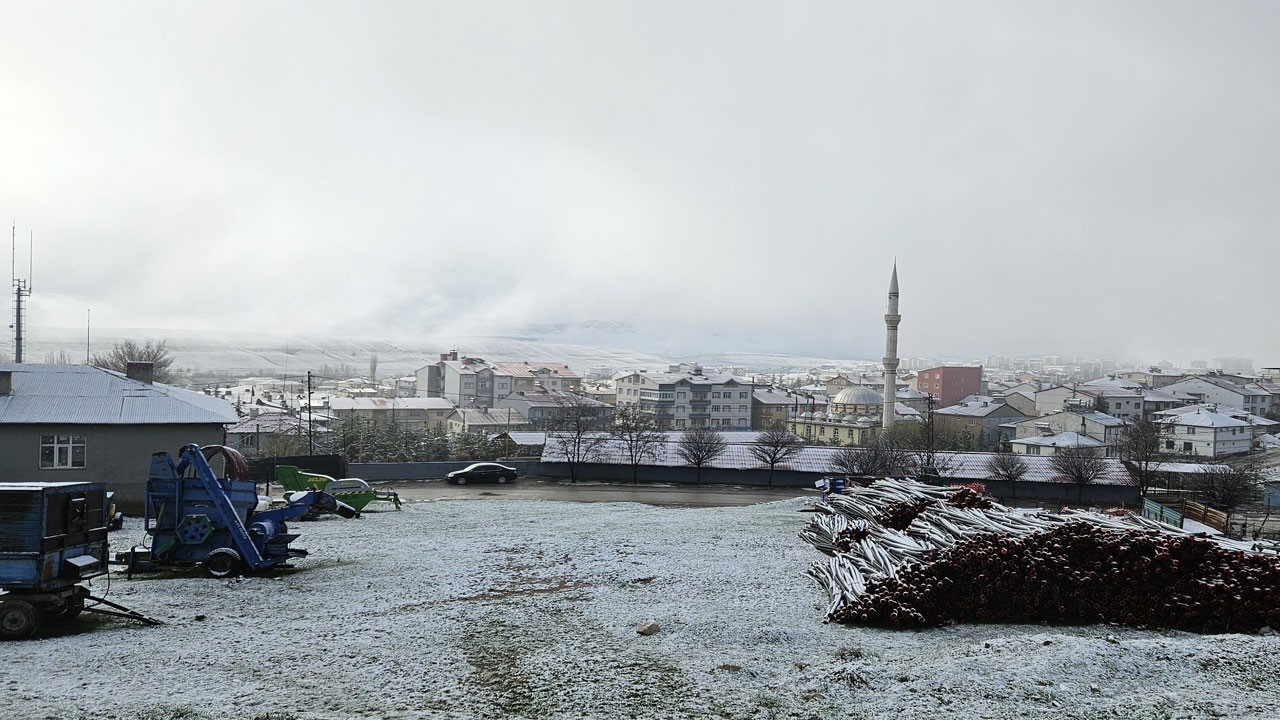 Adana'da nisan ayında kar yağdı