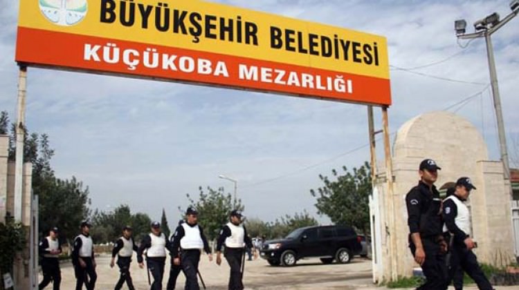 Adana'da PKK propagandasına polis izin vermedi