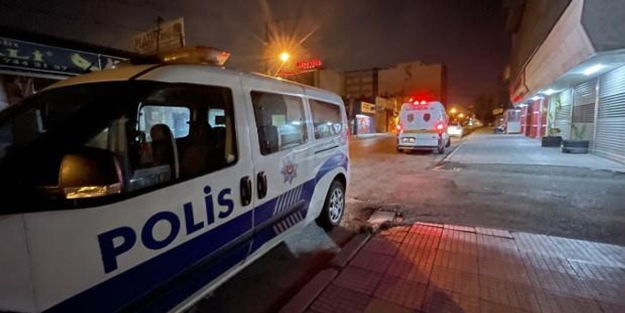 Adana'da polis ekibine silahlı saldırı