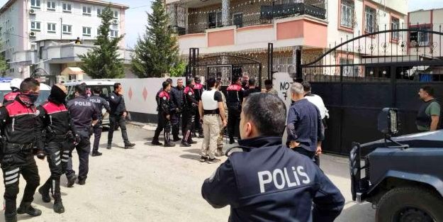 Adana'da polise silahlı saldırı! Durumu ağır