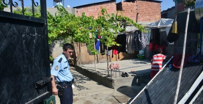 Adana'da pompalı vahşet: 'Uyuşturucu satma' diyen babasını vurdu