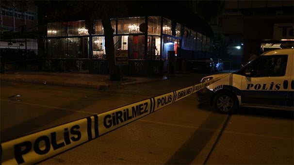 Adana'da restoranda silahlı kavga: Ölü ve yaralılar var