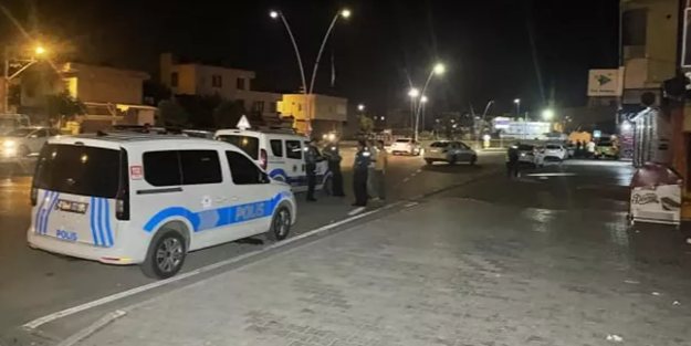 Adana'da sırtına mermi isabet eden kadın yaralandı