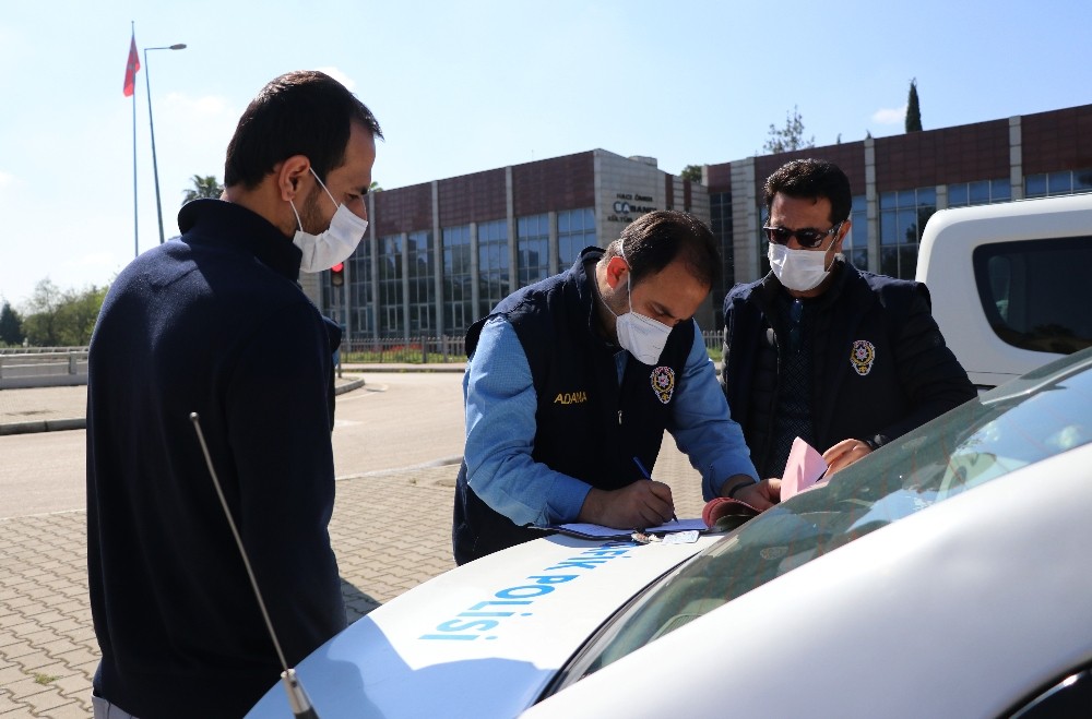 Adana’da sokağa çıkma yasağının ilk cezası kesildi 