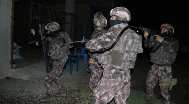Adana’da suç örgütüne operasyon: 20 kişi gözaltında
