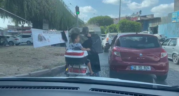 Adana'da tehlikeli yolculuk! Yürekler ağızlara geldi