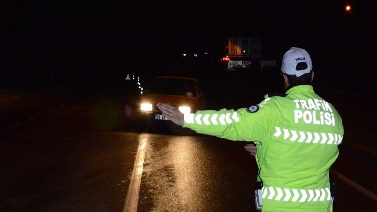 Adana'da trafik denetimi; 126 sürücüye ceza yazıldı