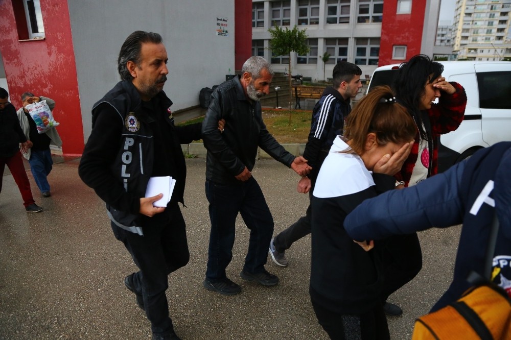 Adana’da uyuşturucu operasyonu: 3 tutuklama 