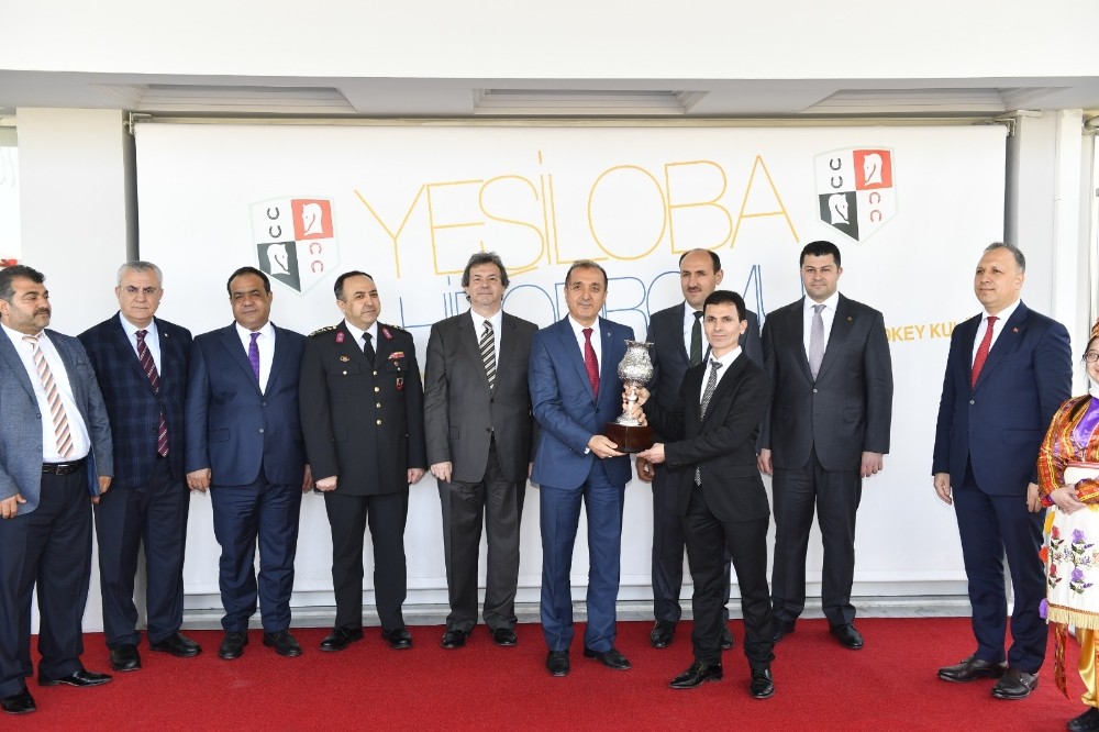Adana’da Vali Kupası Koşusunu 