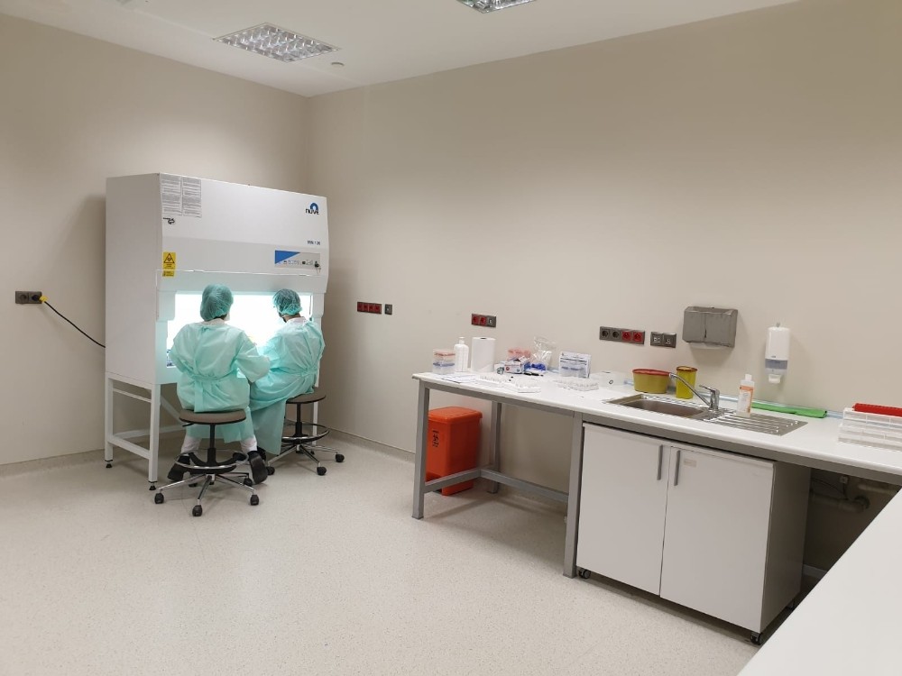 Adana’da virüste hızlı sonuç almak için ikinci laboratuvar da hizmete girdi 