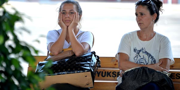 Adana'da yolcu otobüsü skandalı! Hayatlarının şokunu yaşadılar