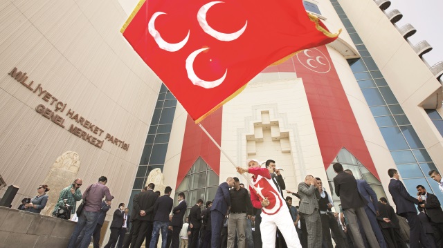 Adana'dan Devlet Bahçeli'ye destek