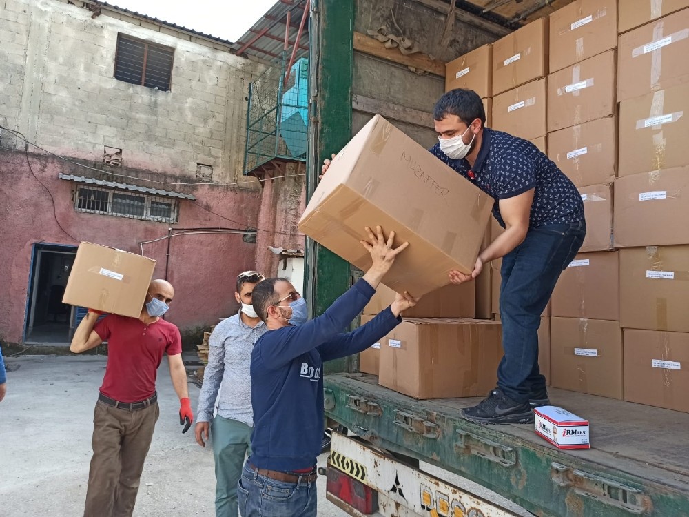 Adana’dan USHAŞ’a günlük 2 milyon maske 