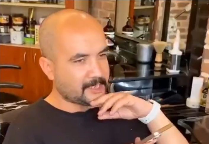 Adanalı bir berber CHP Genel Merkezini aradı ve Türkiye’yi şaşırtacak bir istekte bulundu