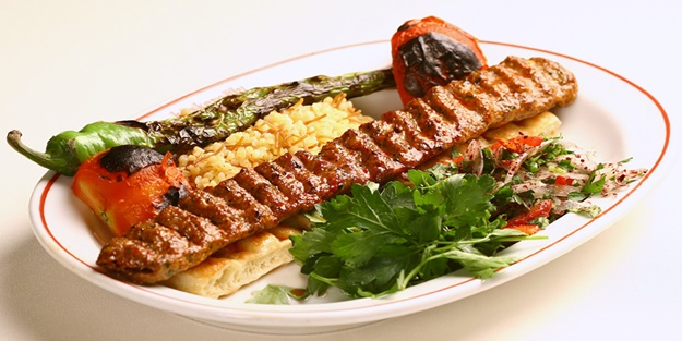 Adana'nın zengin mutfağı Adanalıları obez yaptı