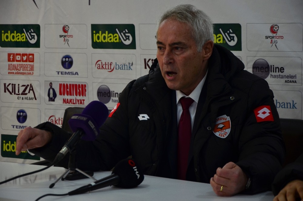 Adanaspor, Coşkun Demirbakan ile yollarını ayırdı 