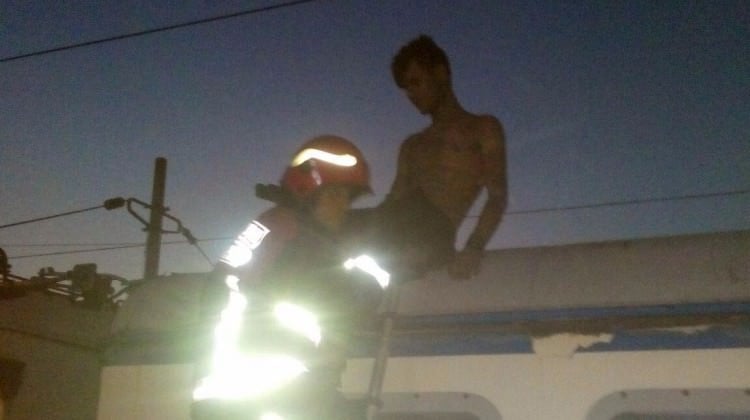Adapazarı Tren Garı'nda selfie uğruna bu hale geldi!