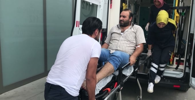 Adapazarı'nda çek tartışmasında bacağından vuruldu